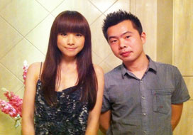 广州新宝GG与明星合影